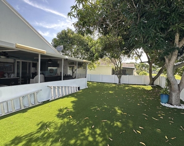 8 Elton Place - Photo Thumbnail 22