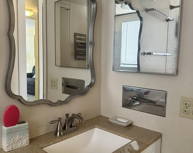 3080 Lake Osborne Drive - Photo Thumbnail 10