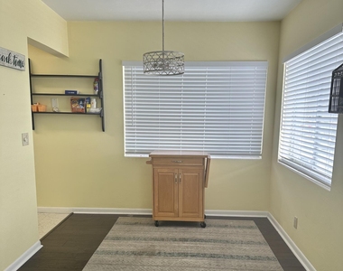 3080 Lake Osborne Drive - Photo Thumbnail 5