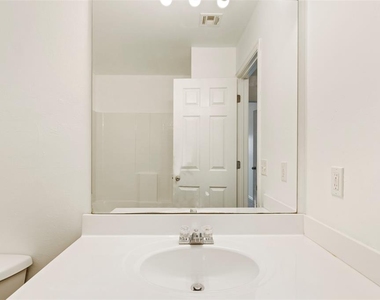 13244 Beekman Drive - Photo Thumbnail 16