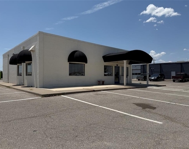 11704 S Western Avenue - Photo Thumbnail 2