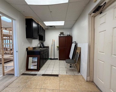 11704 S Western Avenue - Photo Thumbnail 31