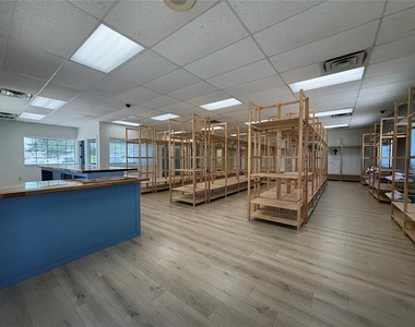 11704 S Western Avenue - Photo Thumbnail 7