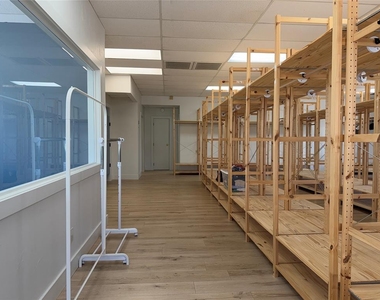 11704 S Western Avenue - Photo Thumbnail 14