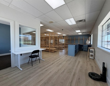 11704 S Western Avenue - Photo Thumbnail 11