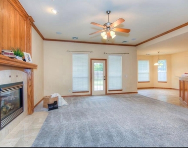 1708 Nw 182nd Drive - Photo Thumbnail 1