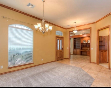 1708 Nw 182nd Drive - Photo Thumbnail 4