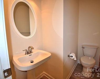 2941 Glen Summit Drive - Photo Thumbnail 18