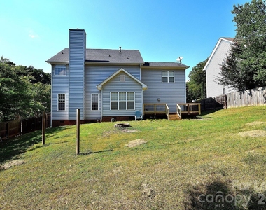 2941 Glen Summit Drive - Photo Thumbnail 20