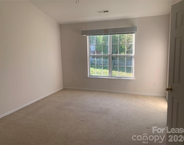 10514 Hellebore Road - Photo Thumbnail 12