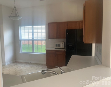 10514 Hellebore Road - Photo Thumbnail 6
