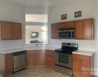 10514 Hellebore Road - Photo Thumbnail 5