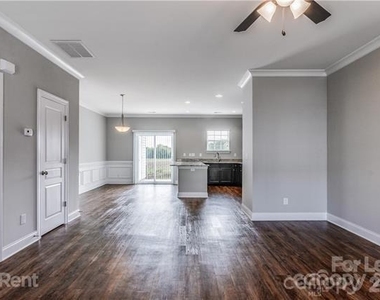 359 Halton Crossing Drive Sw - Photo Thumbnail 1