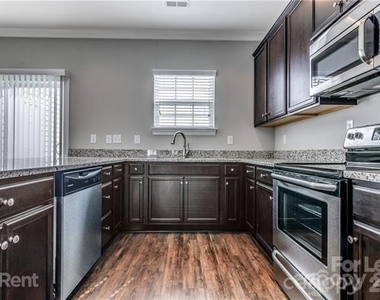 359 Halton Crossing Drive Sw - Photo Thumbnail 6