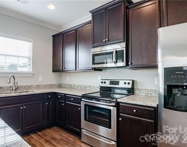359 Halton Crossing Drive Sw - Photo Thumbnail 4