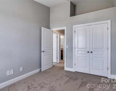 362 Halton Crossing Drive Sw - Photo Thumbnail 15