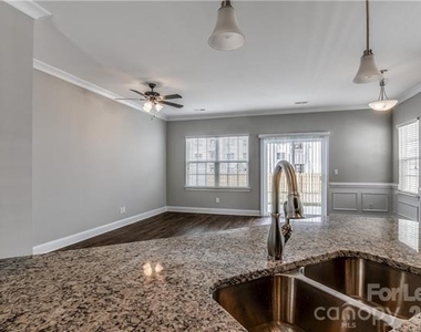362 Halton Crossing Drive Sw - Photo Thumbnail 4