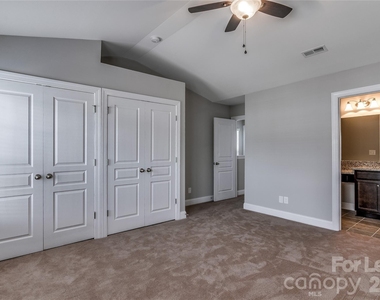 362 Halton Crossing Drive Sw - Photo Thumbnail 13