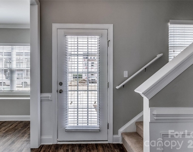 362 Halton Crossing Drive Sw - Photo Thumbnail 11