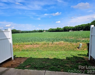 362 Halton Crossing Drive Sw - Photo Thumbnail 22