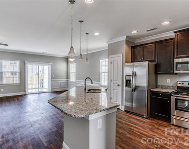362 Halton Crossing Drive Sw - Photo Thumbnail 2