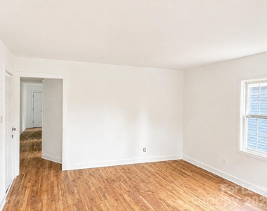 405 Orange Street - Photo Thumbnail 8