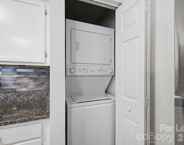 18865 Vineyard Point Lane - Photo Thumbnail 9