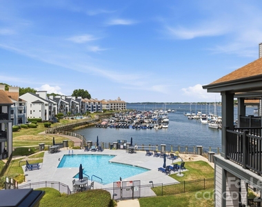 18865 Vineyard Point Lane - Photo Thumbnail 17