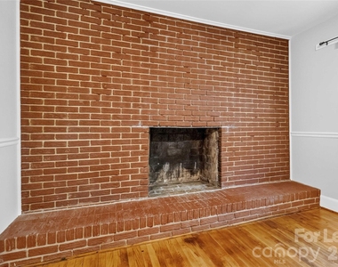1634 Van Buren Avenue - Photo Thumbnail 7