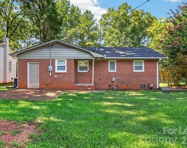 1634 Van Buren Avenue - Photo Thumbnail 26