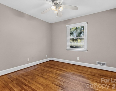 1634 Van Buren Avenue - Photo Thumbnail 14