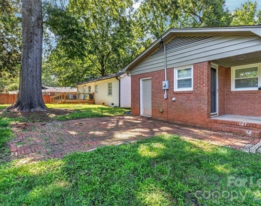 1634 Van Buren Avenue - Photo Thumbnail 25