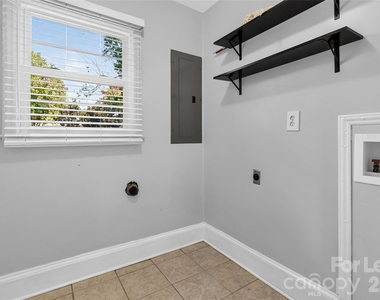 1634 Van Buren Avenue - Photo Thumbnail 13