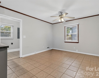 1634 Van Buren Avenue - Photo Thumbnail 12