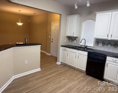14331 San Paolo Lane - Photo Thumbnail 10