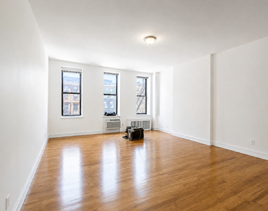 97 3rd Avenue - Photo Thumbnail 1