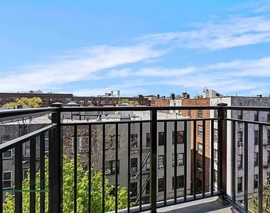 680 East 21st Street - Photo Thumbnail 6