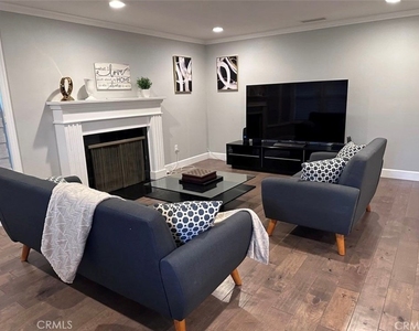 412 Magellan Road - Photo Thumbnail 2