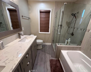 412 Magellan Road - Photo Thumbnail 7
