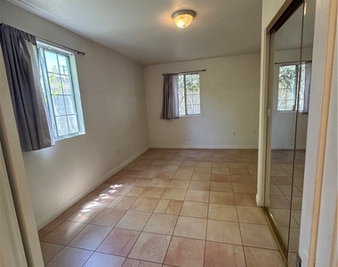 758 W Longden - Photo Thumbnail 6