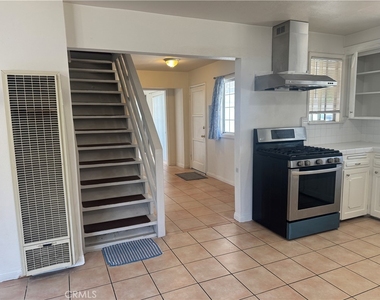 758 W Longden - Photo Thumbnail 15
