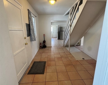758 W Longden - Photo Thumbnail 4