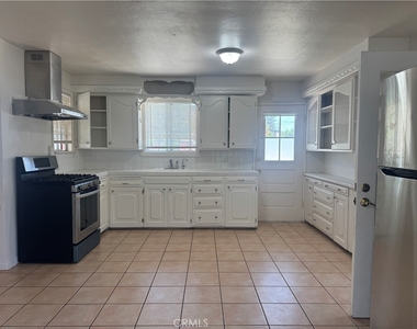 758 W Longden - Photo Thumbnail 12