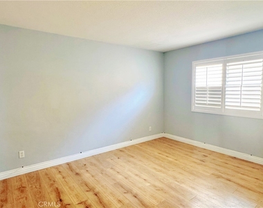 10973 Marygold Way - Photo Thumbnail 12