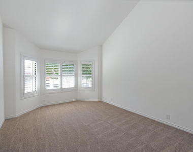 4450 Antigua Way - Photo Thumbnail 12