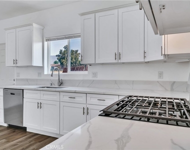 6734 Beryl Street - Photo Thumbnail 10