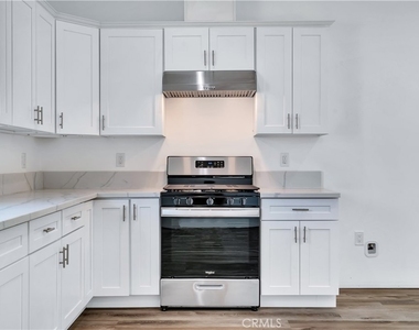 6734 Beryl Street - Photo Thumbnail 8