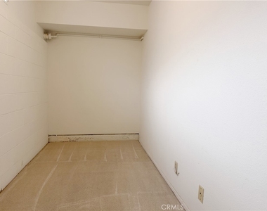 2612 W Grand Avenue - Photo Thumbnail 29