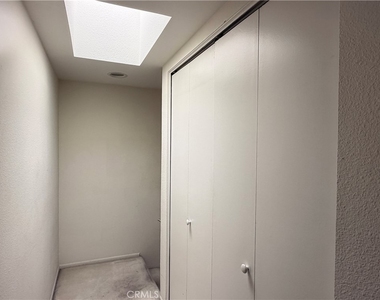 2612 W Grand Avenue - Photo Thumbnail 16