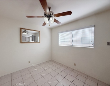 2612 W Grand Avenue - Photo Thumbnail 13